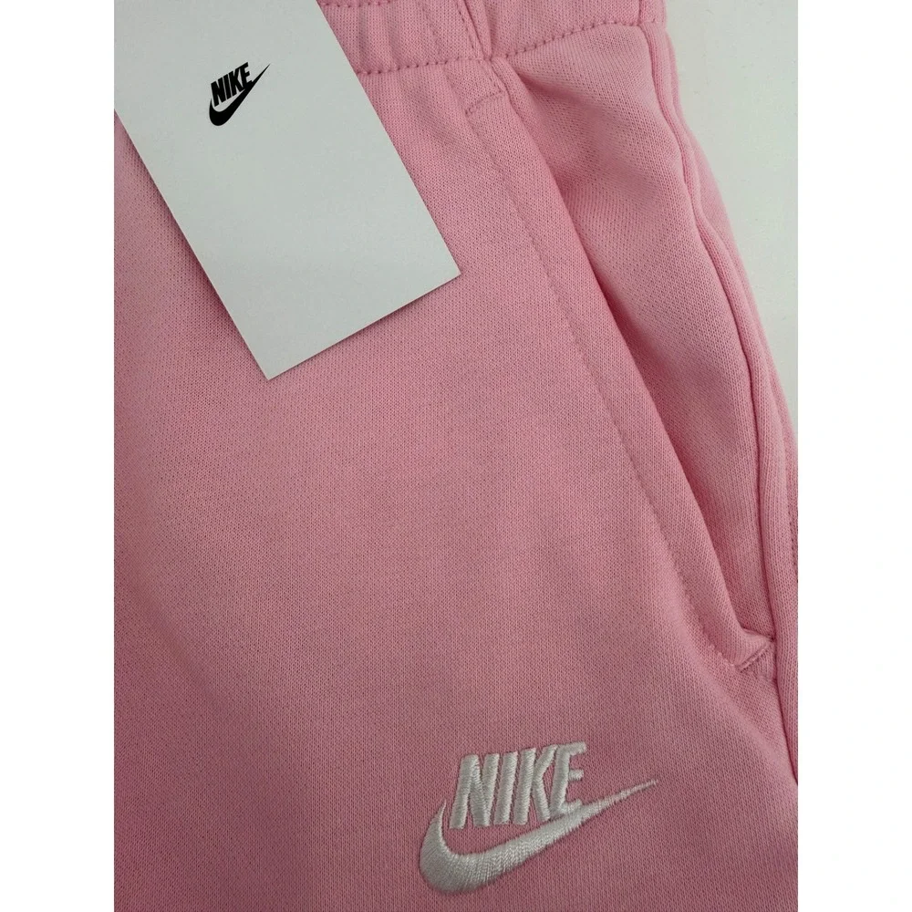 Nike Kids‎ Pink Fleece Shorts Standard Fit Logo Casual Athletic Size Medium NWT